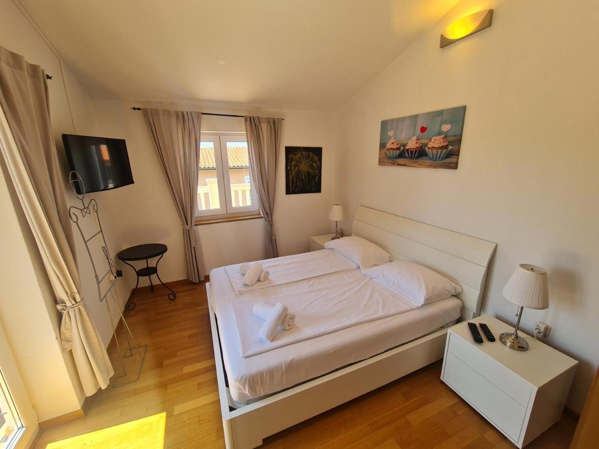 וודניאן Apartments Kuca Sunce מראה חיצוני תמונה